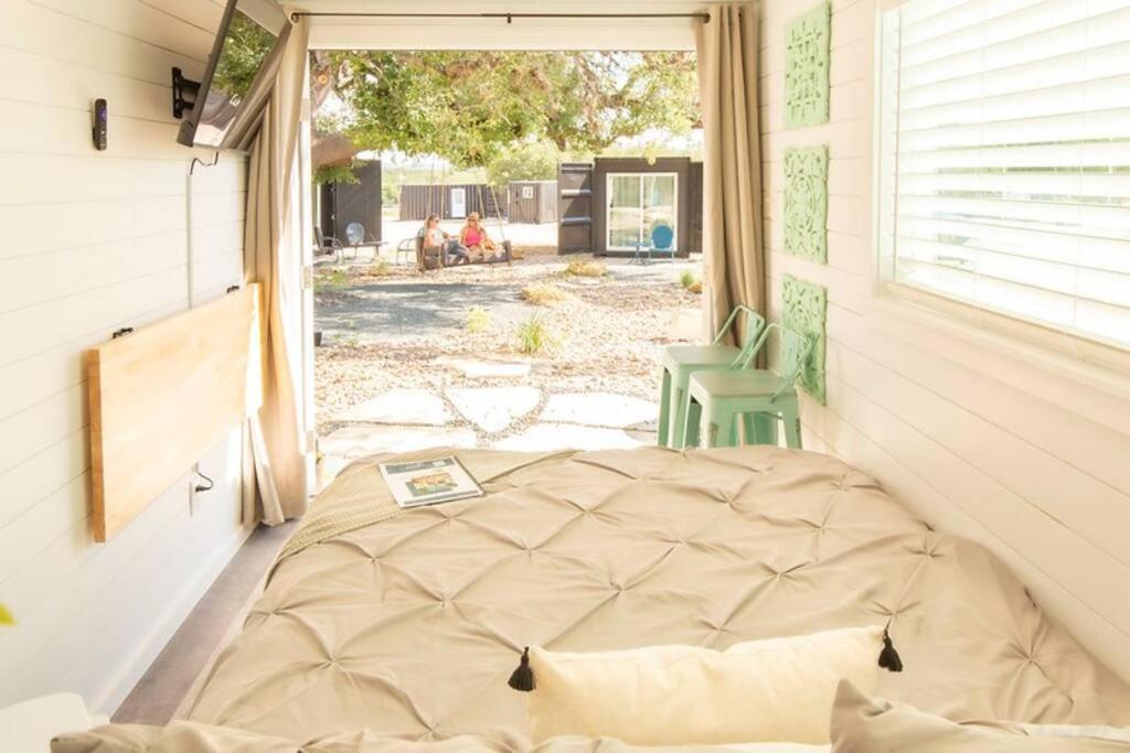 The Container Retreat @ 290 Wine Trail #9 Get Away Today! Hye Εξωτερικό φωτογραφία