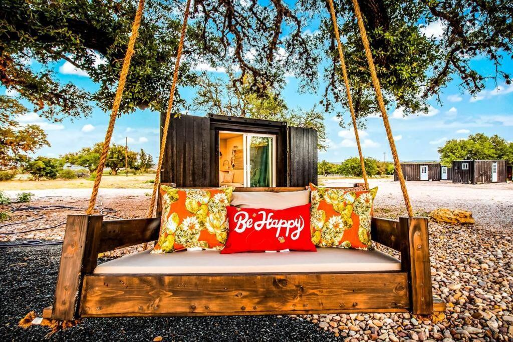 The Container Retreat @ 290 Wine Trail #9 Get Away Today! Hye Εξωτερικό φωτογραφία