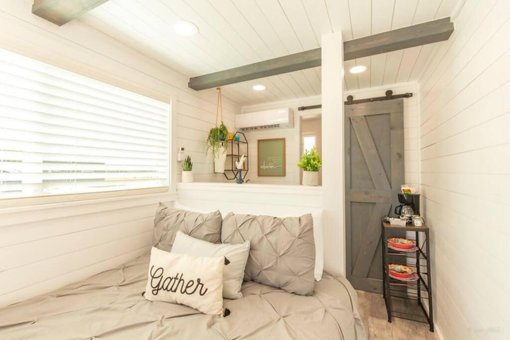 The Container Retreat @ 290 Wine Trail #9 Get Away Today! Hye Εξωτερικό φωτογραφία